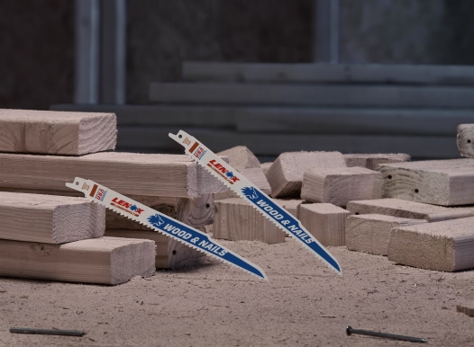 Пилки для лобзиков по дереву